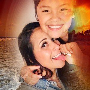 Meet your Posher, Dafne